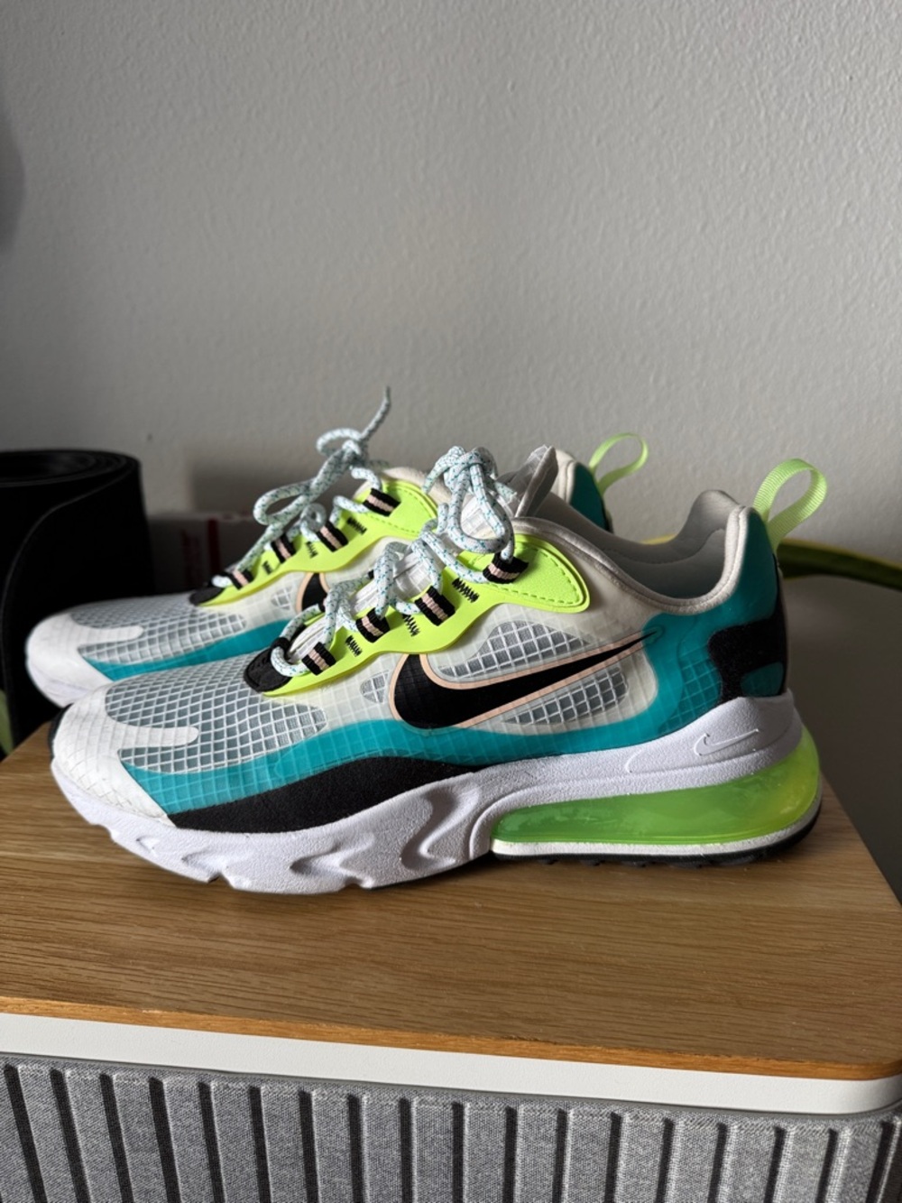 Nike Air Max 270 React